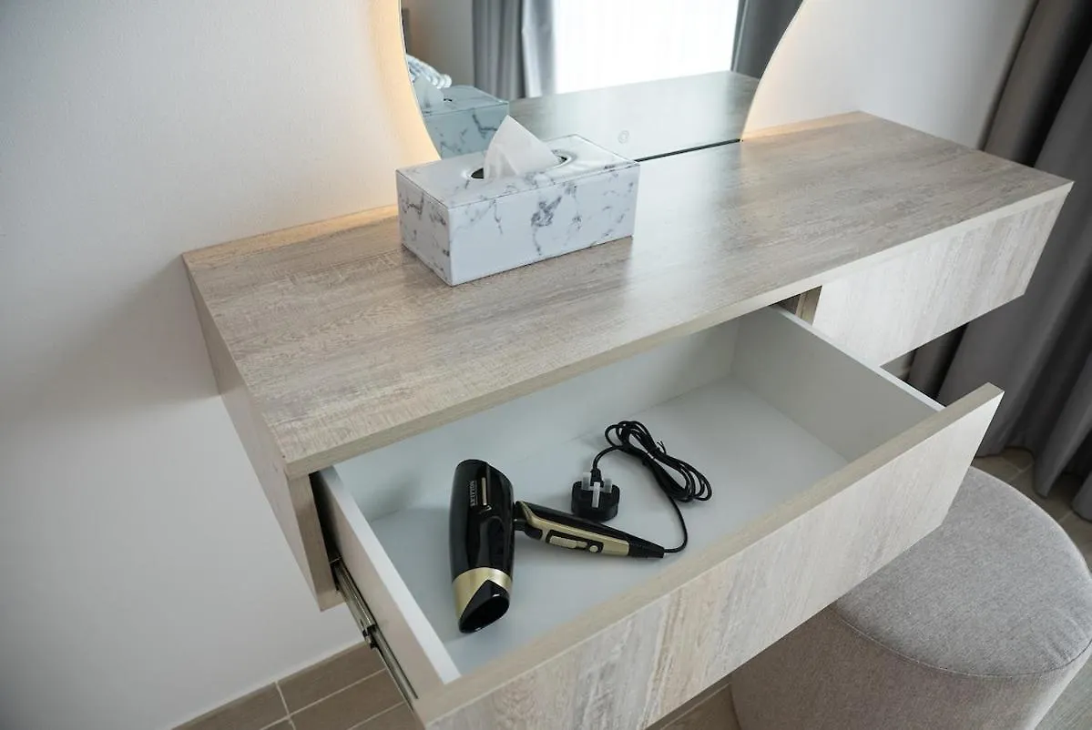 Luxury 1Bdr Apartment In Yas Island With F1 & Ferrari World Stunning Views Abú Dhabí
